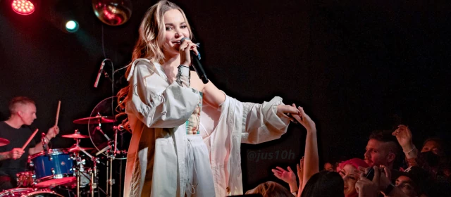 ダヴ・キャメロン