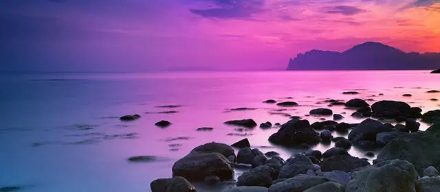 2026年2月9日月曜のホロスコープ 